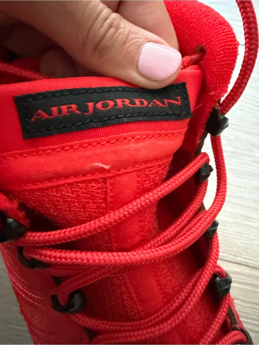 Jordan 9 Retro Chile Red